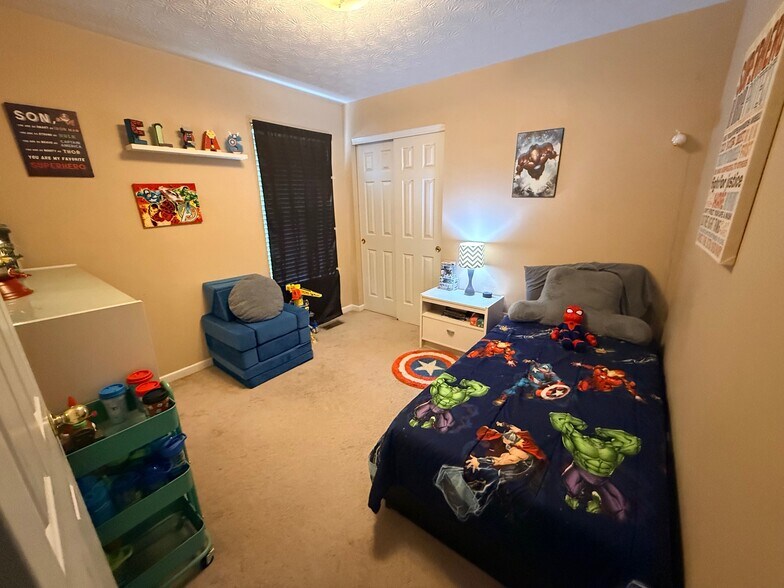 Building Photo - 1317 Cross Creek Dr