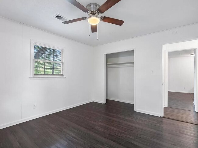 Building Photo - 2540 Joe Jerkins Blvd