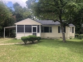 Building Photo - 214 Franklin Dr