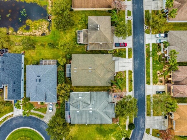 Building Photo - 27211 Fern Glade Ct