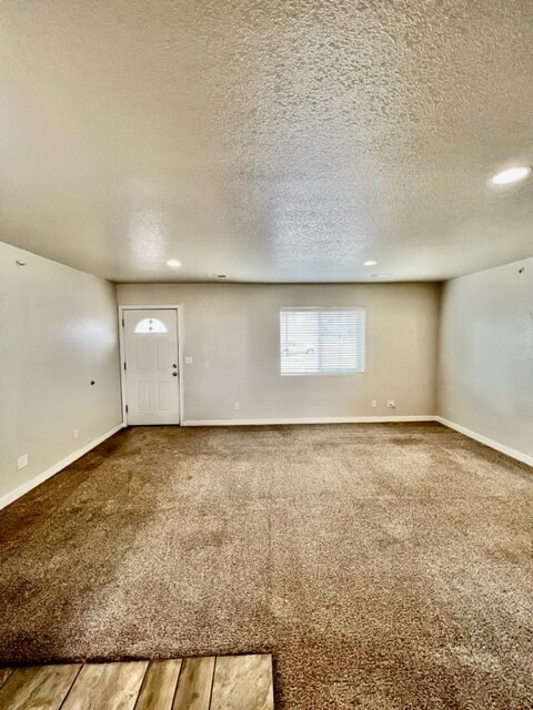 Building Photo - 7650-7660 Washington St