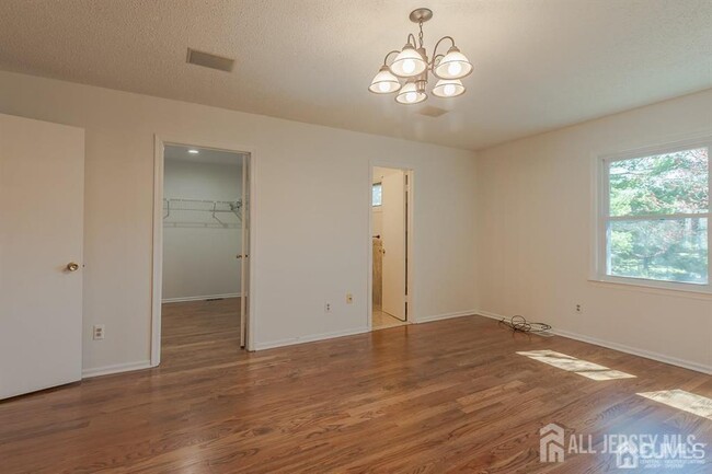 Building Photo - 29 Sandpiper Dr