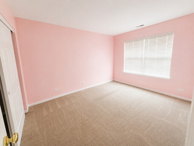 Building Photo - 388 Toccoa Ln