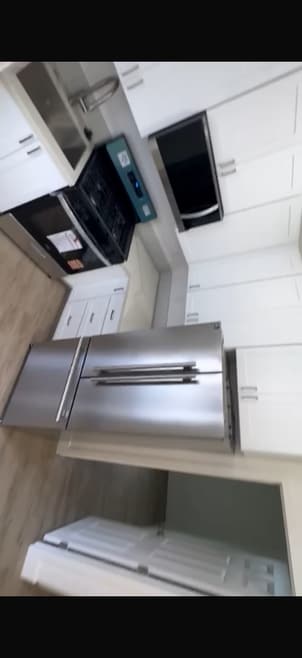 Building Photo - 3506 Promontory St