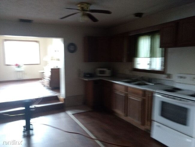 Building Photo - 1 br, 1 bath House - 6690 N39 Rd