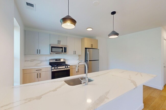 Floorplan - 1515 E. 54th Street