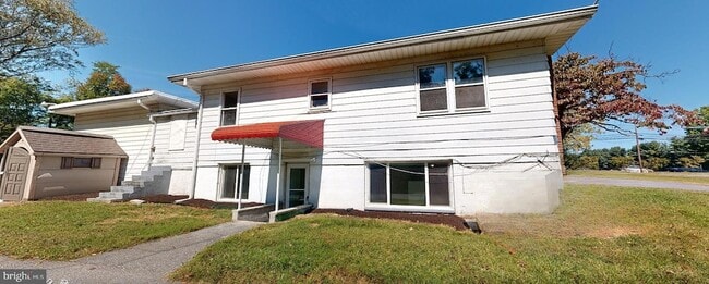 Primary Photo - 10879 Clarksville Pike