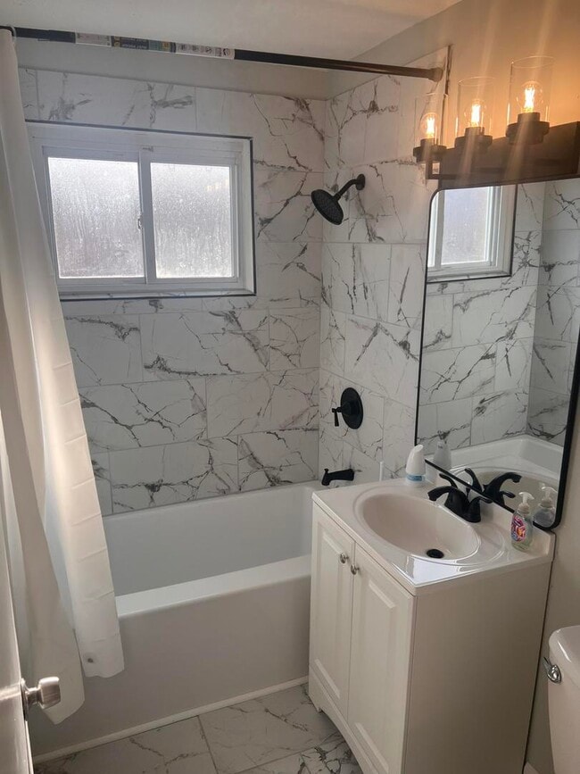 Building Photo - 12854 S Sangamon St