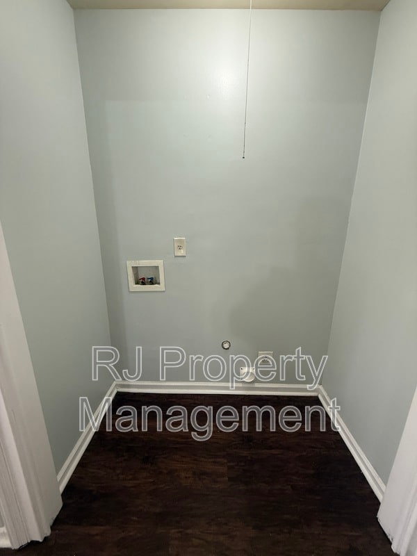 Building Photo - 4065 Haliburton St