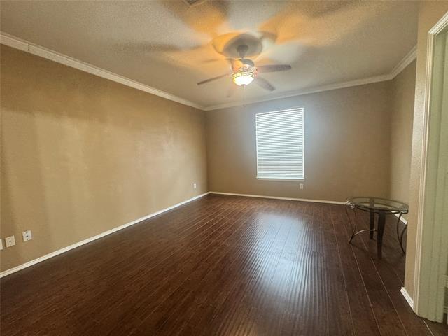 Building Photo - 1705 River Oaks Dr