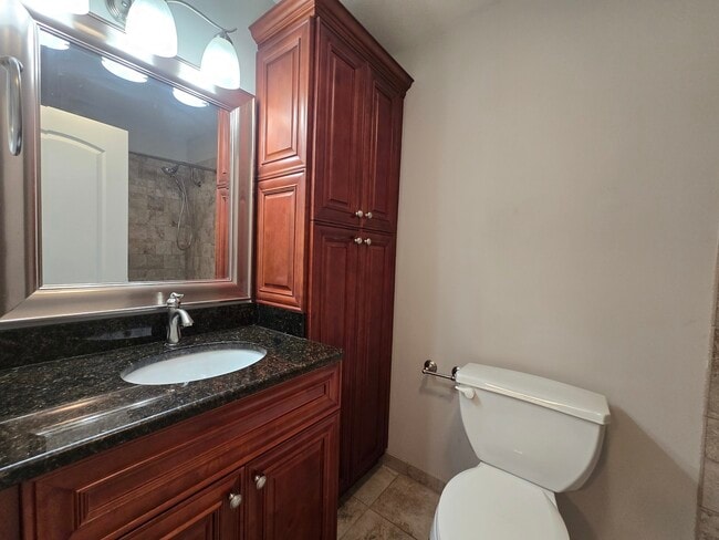 Building Photo - 349 Newgate Ct