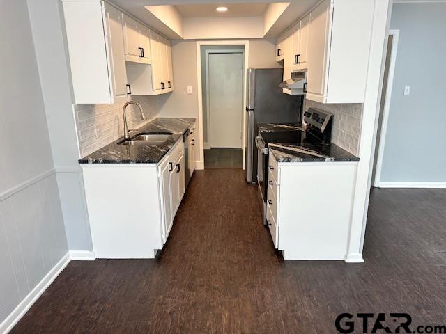 Building Photo - 3206 Bain Pl