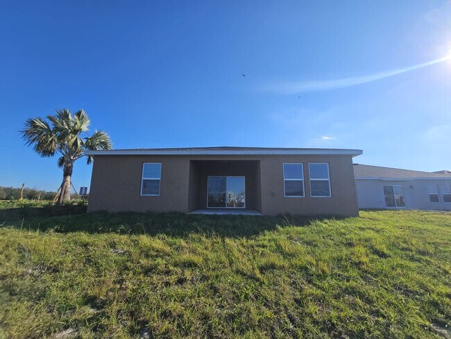 Building Photo - For Rent in Westview Kissimmee 4 Bedroom Home