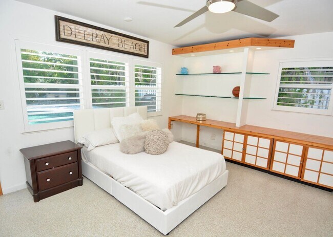 Building Photo - 212 Kings Lynn