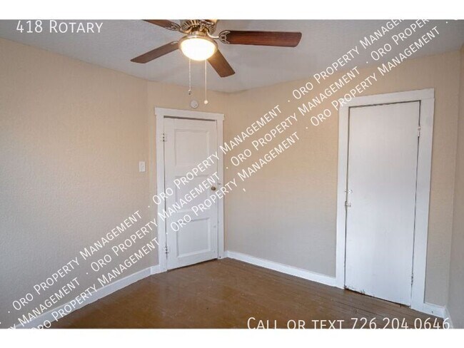 Building Photo - Amazing Newly Remodeled Home Near Downtown