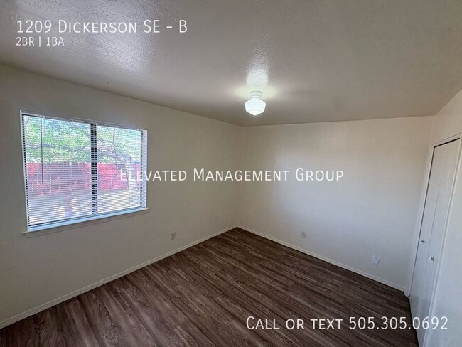 Building Photo - 1209 Dickerson Dr SE