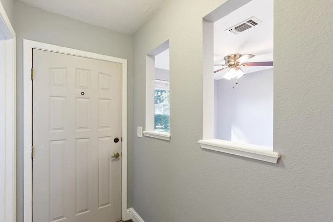 Building Photo - 7673 Lily Mar Ln