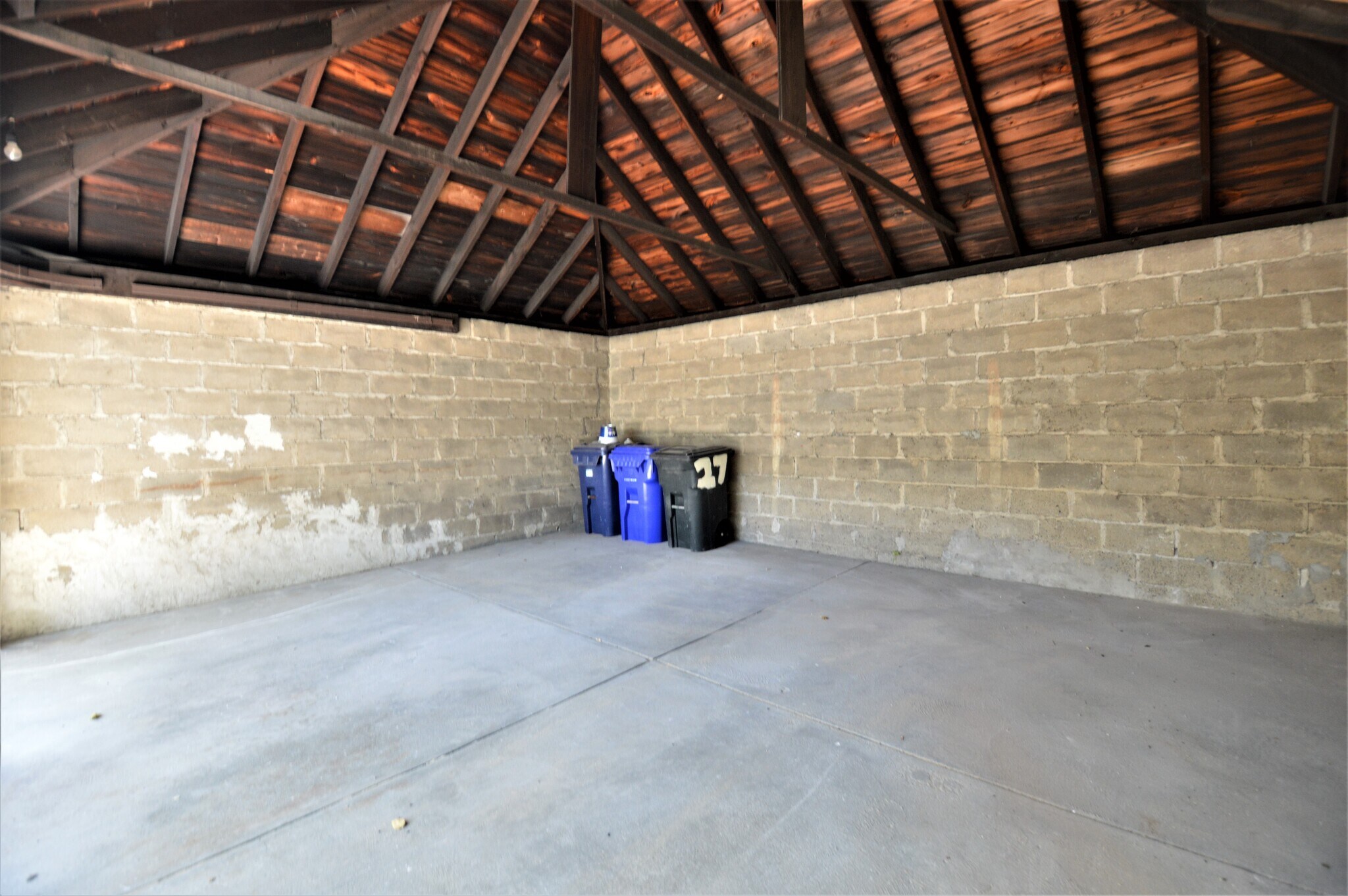 Building Photo - 27 Ransom Rd