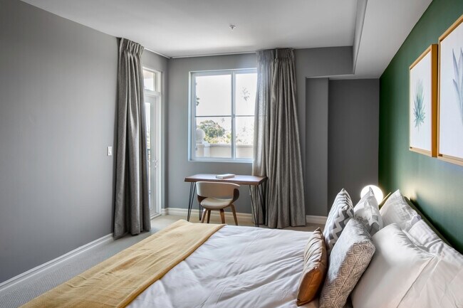 Building Photo - The Admiralty, 4170 Admiralty Way