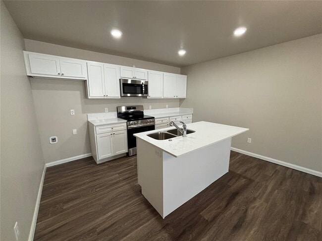 Building Photo - 1102 Ashton Ln