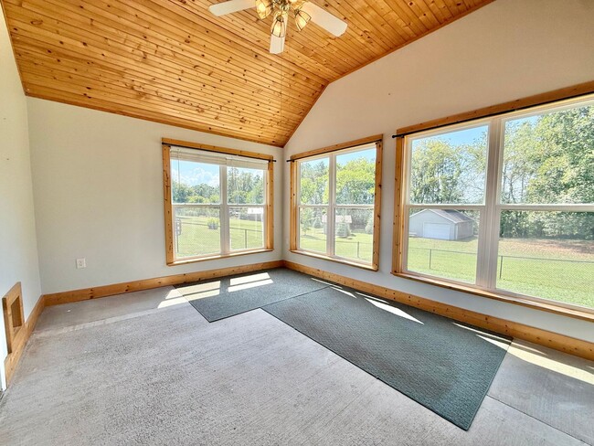 Building Photo - 821 Amburn Meadows Ln