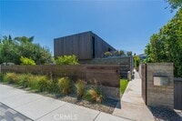 Building Photo - 762 Rosecrans Ave