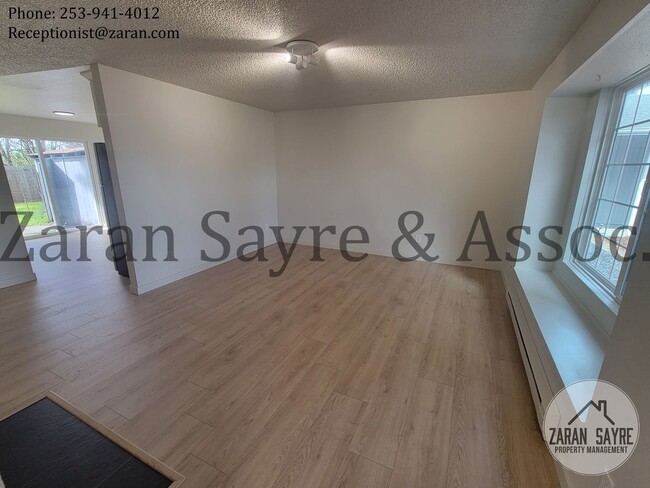 Building Photo - 11514 19th Ave Ct S