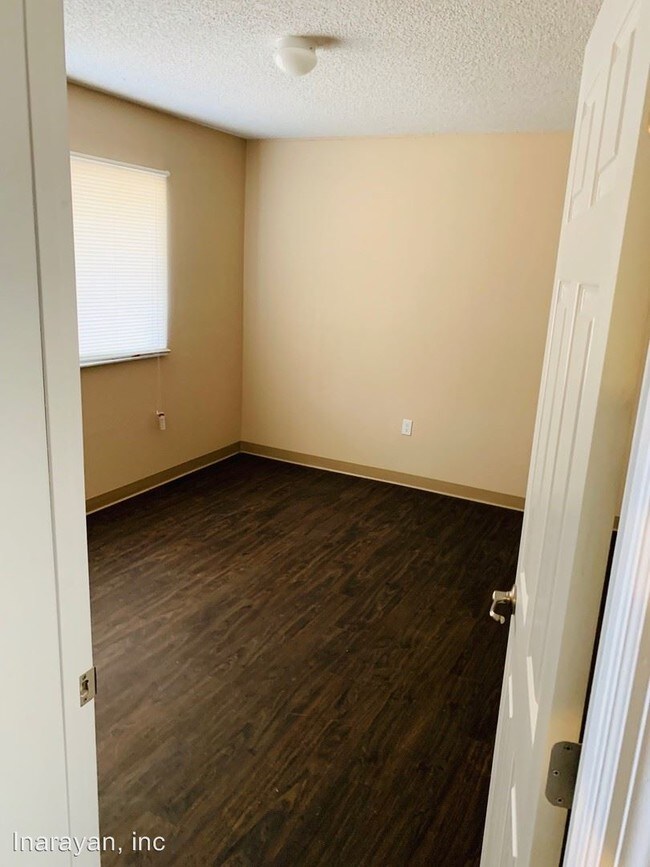 Building Photo - 541 S Cottage Hill Rd