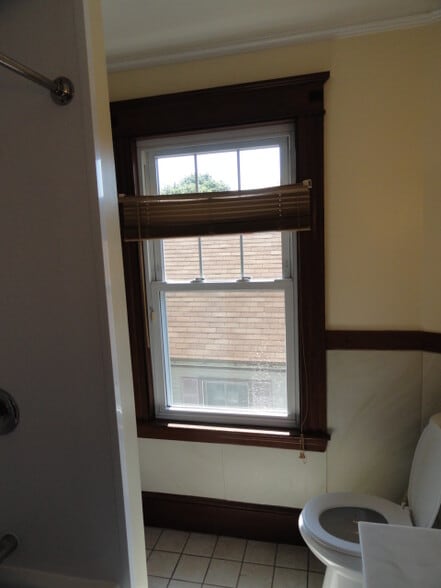 Building Photo - 53 Keswick Rd