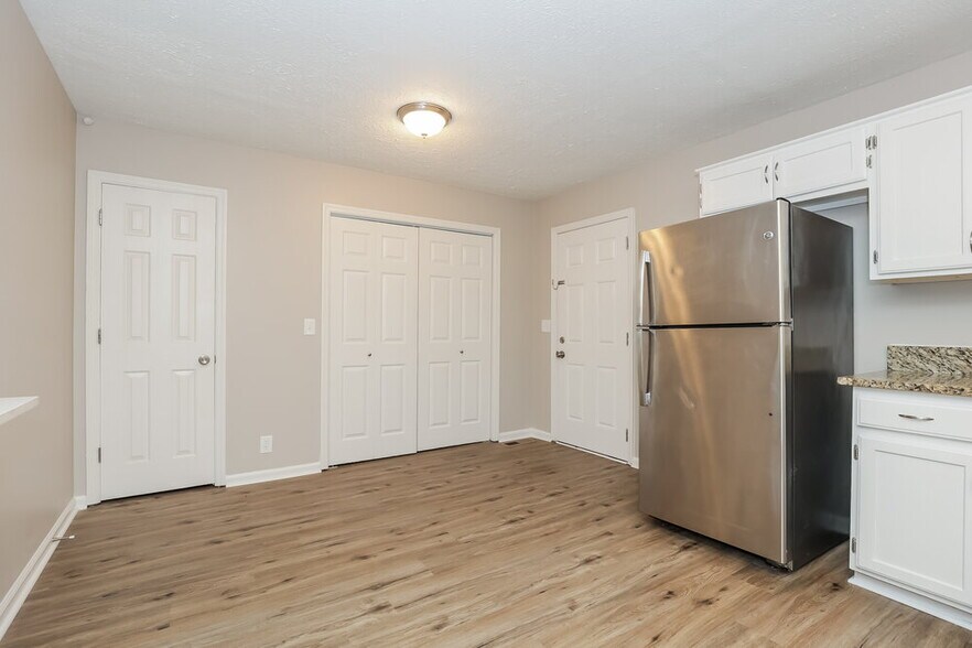 Building Photo - 701 Bayswater Cir