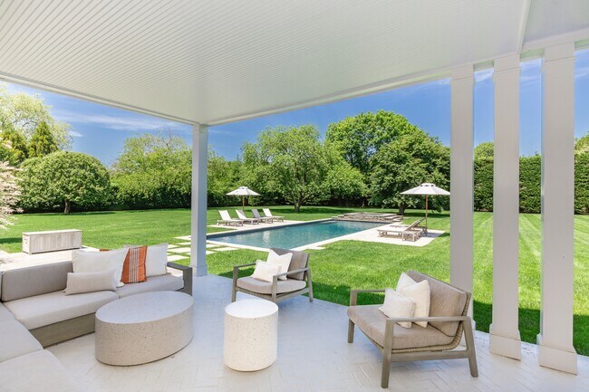 Building Photo - 59 First Neck Lane