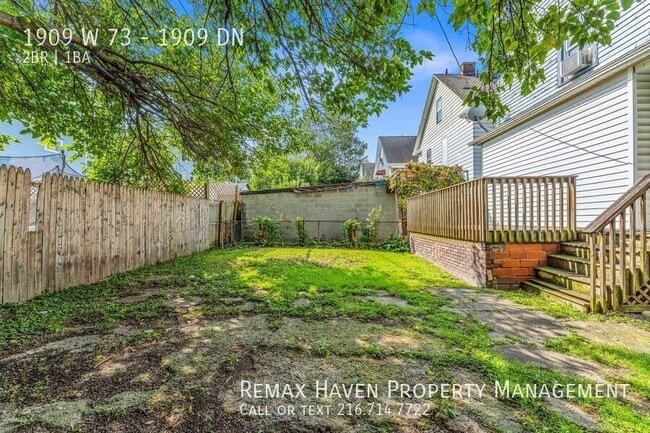 Building Photo - 1909 W 73rd St