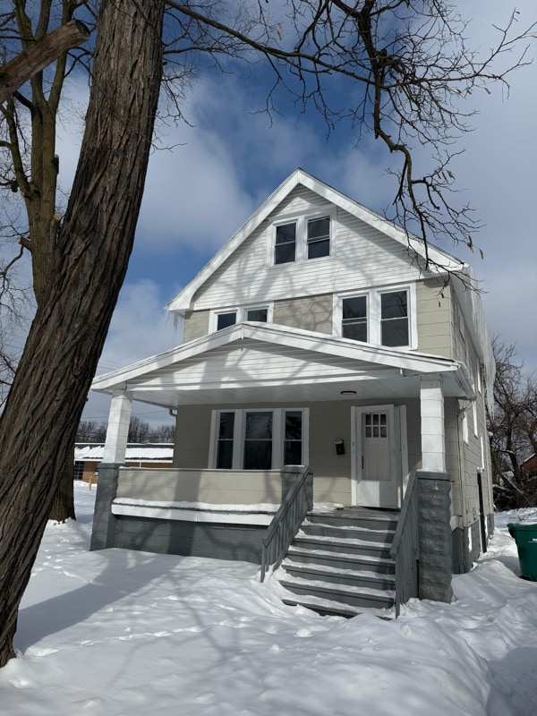 Building Photo - 17421 Broadway Ave