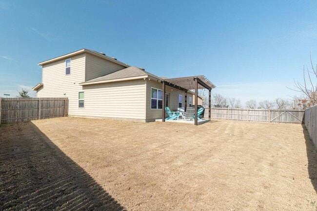 Building Photo - 5510 Daniel Wy