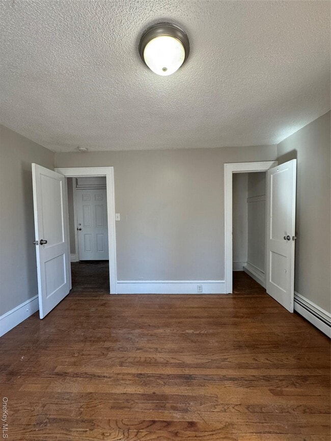 Building Photo - 440 N Main St