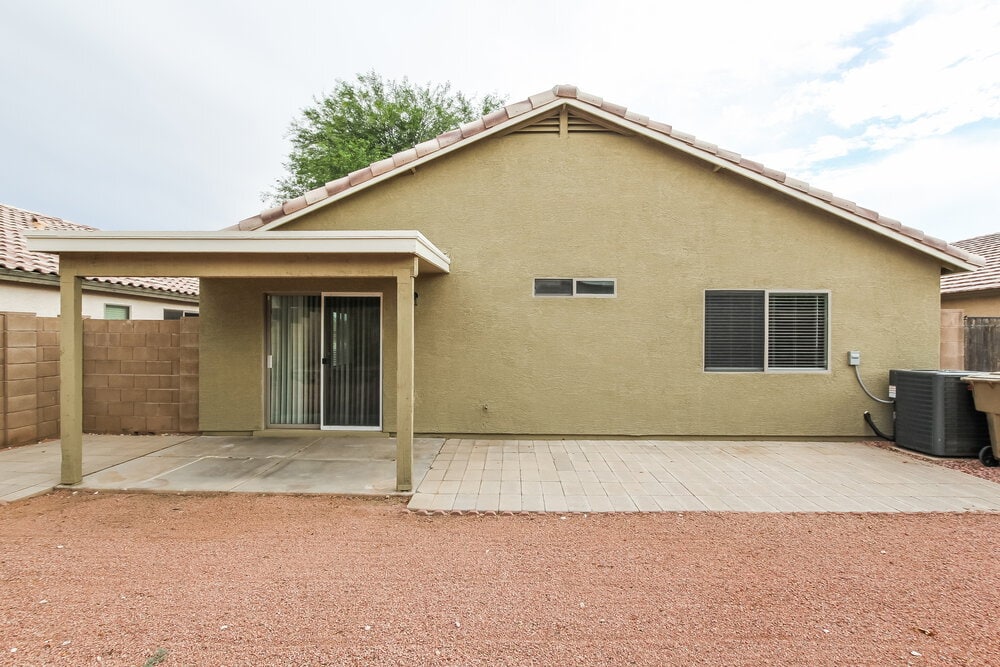 Building Photo - 15814 W Jackson St