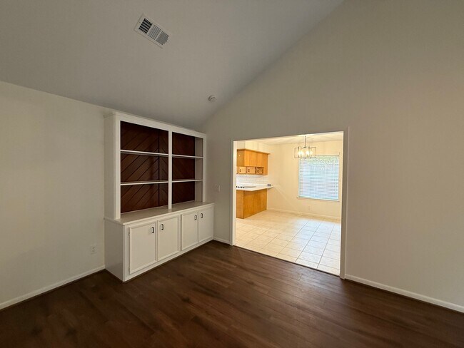 Building Photo - 3910 Vintage Valley Dr