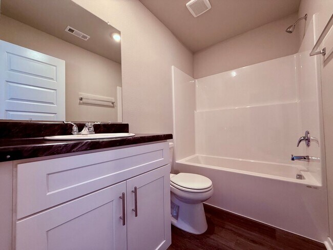 Building Photo - ***2508 E. Jan Street***