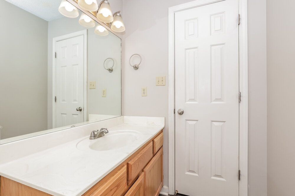 Building Photo - 7697 Shadow Fork Ln