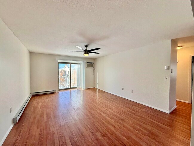 Building Photo - 4 Fairfax Ave