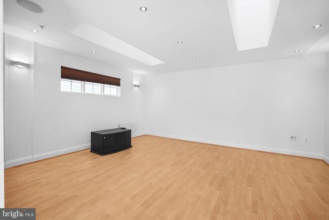 Building Photo - 12806 Murphy Grove Terrace