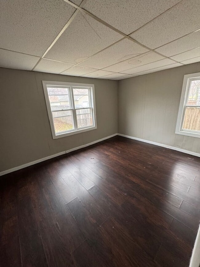 Building Photo - 709 Riverside Ave