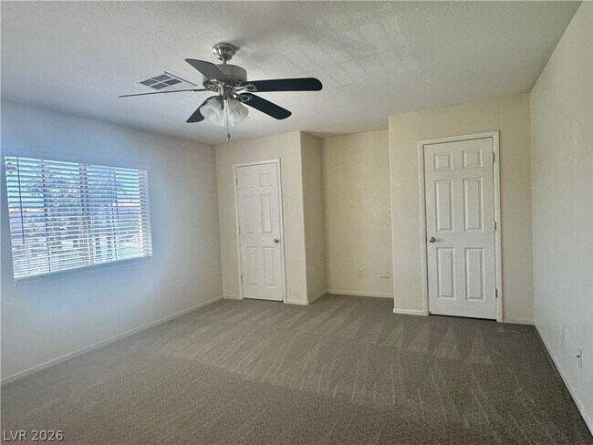 Building Photo - 7512 Jacaranda Leaf St