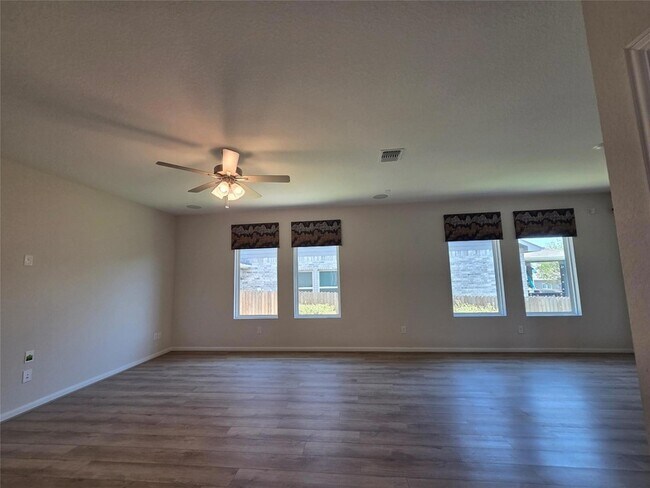 Building Photo - 8902 Grand Western