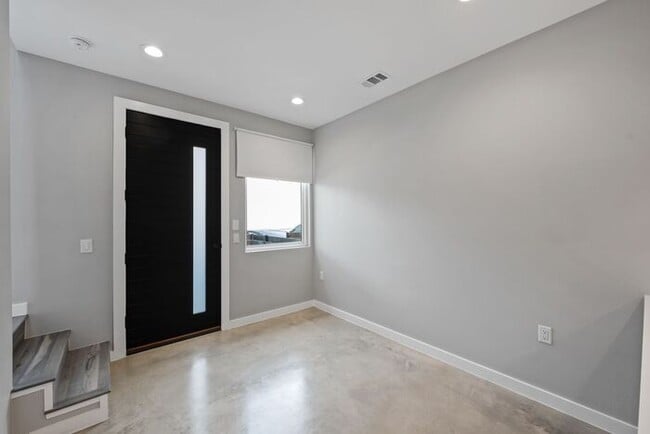 Building Photo - 2108 Tillery St