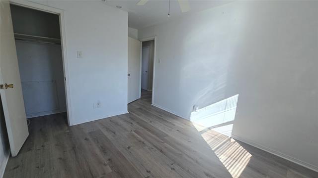 Building Photo - 620 Royal Crest Dr