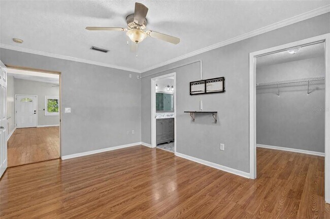Building Photo - 12496 136th Ln