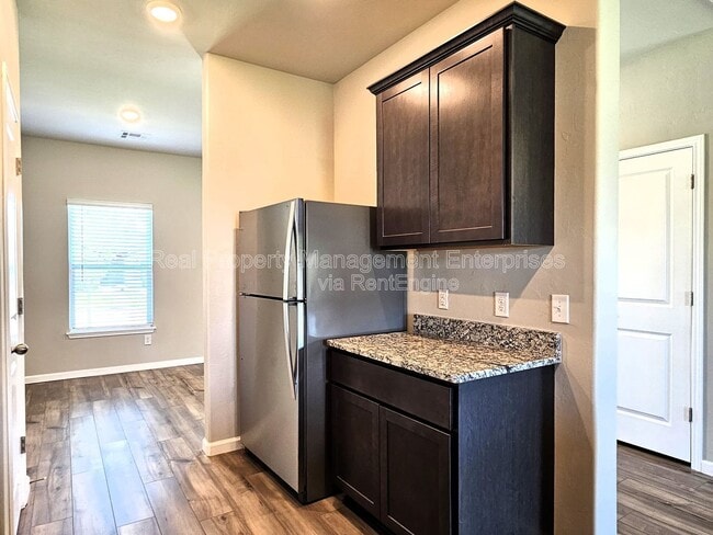 Building Photo - 1616 Amaranth Ln