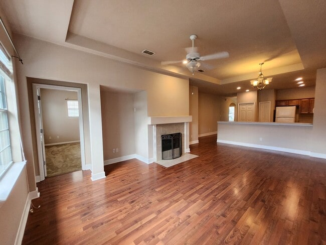 Building Photo - 3/2 townhome available for rent August 6, 2026, renting for $1795 per month, privacy fenced back ...