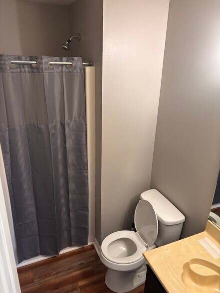 Building Photo - 4 Sycamore Row